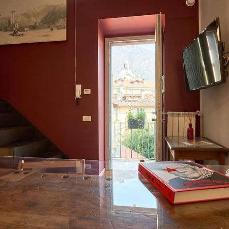 22 Lake Sweet Home Como Bagian luar foto